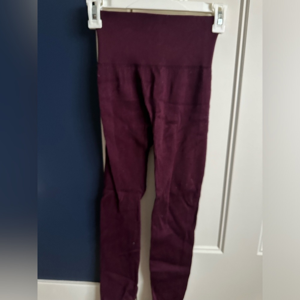 Arie leggings maroon